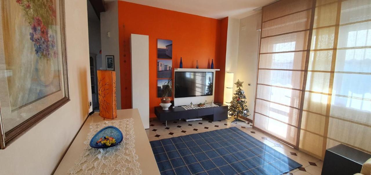 Happy King Apartment Camaiore Bagian luar foto